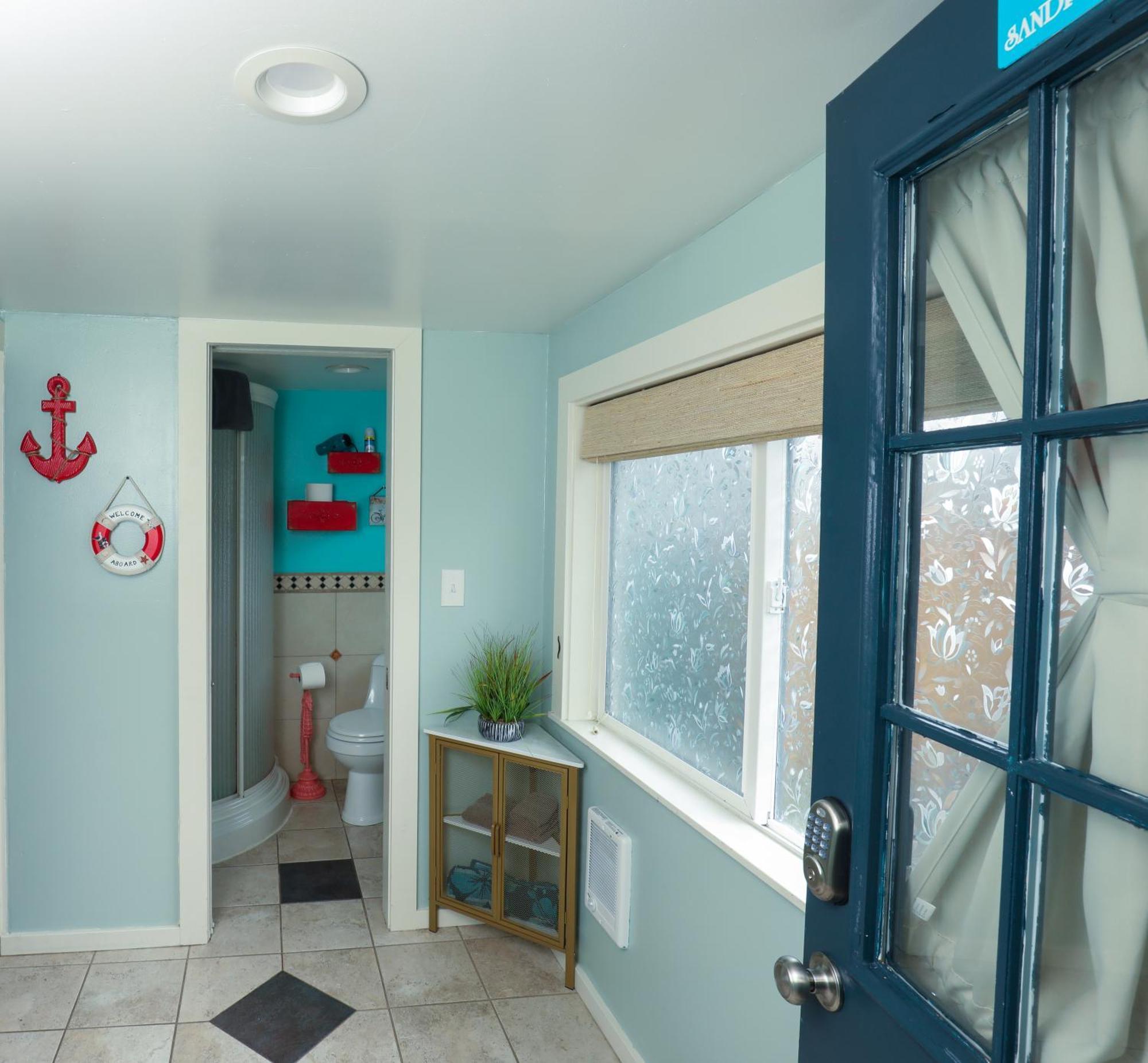Enchanted Cottages By The Sea Seaview Room photo