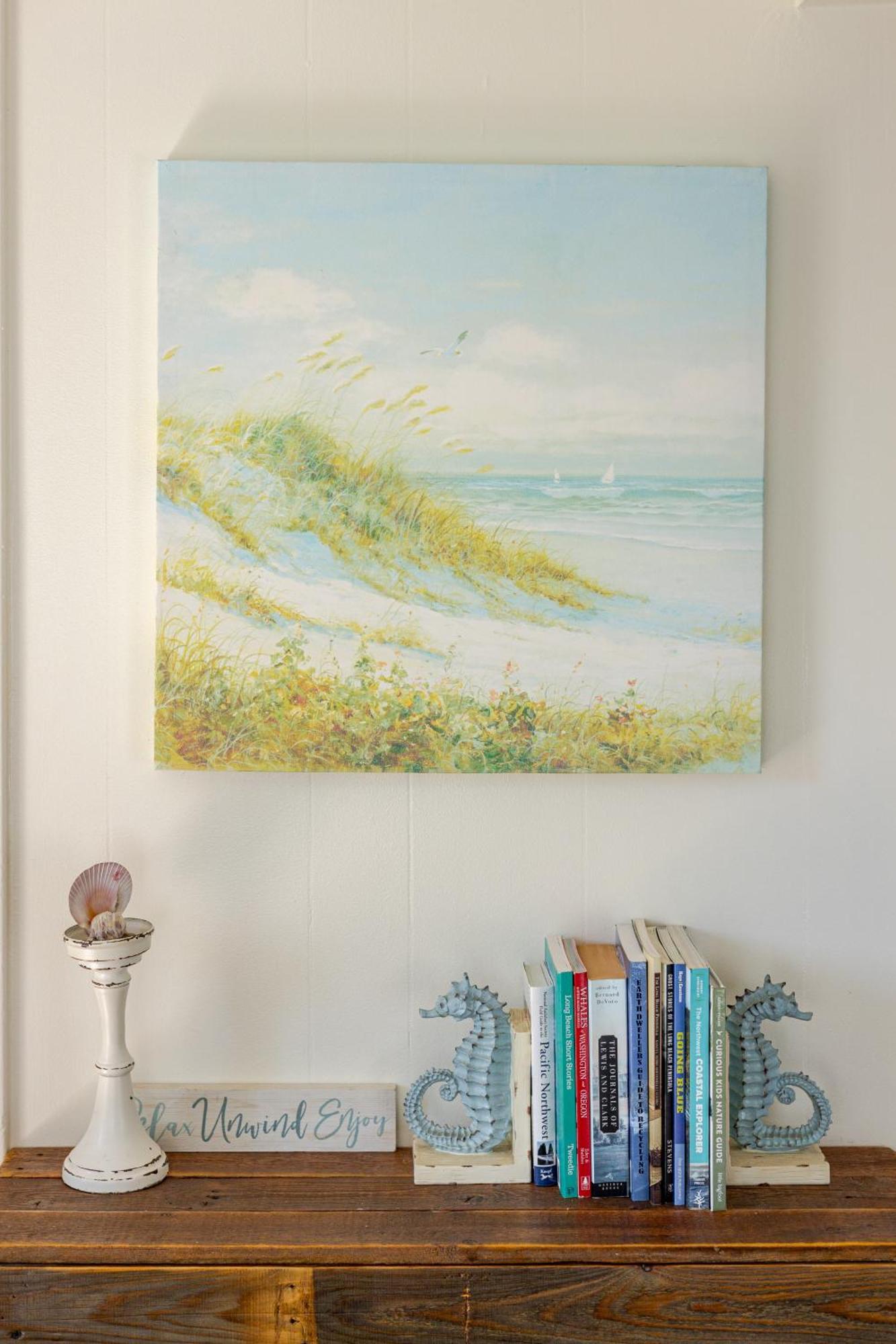 Enchanted Cottages By The Sea Seaview Room photo